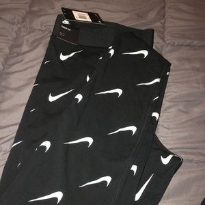 Nike leggings plus size
